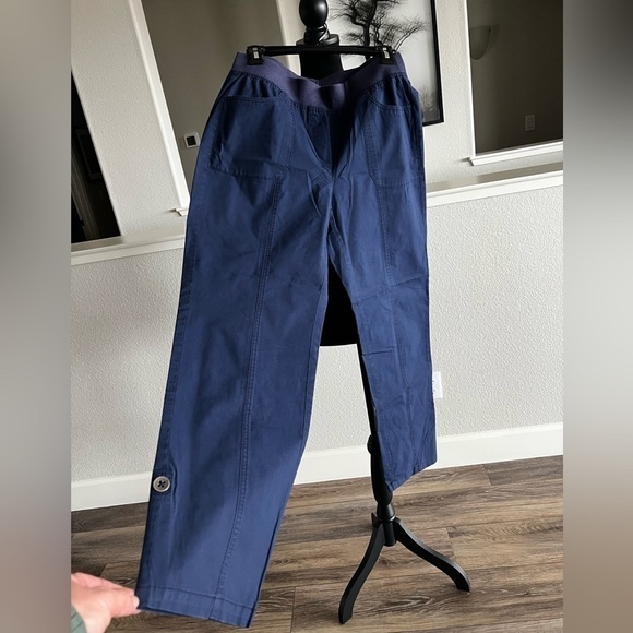 Chico’s Navy Pull On Utility Pants- NWOT - Chico’s 0.5/Small - Picture 3 of 6